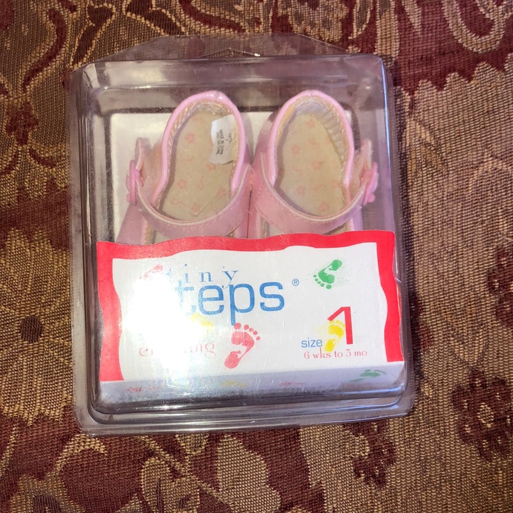 children’s shoes